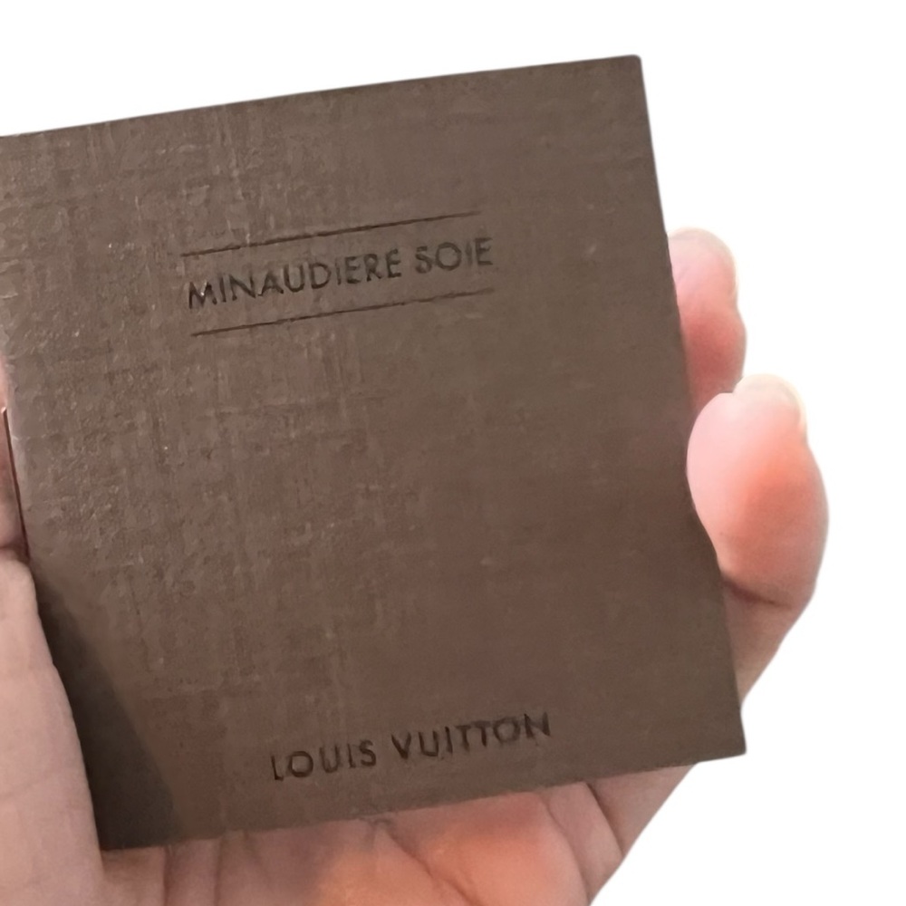 Limited edition Louis Vuitton Purple Gray Evening Clutch with chain strap - Picture 8 of 16